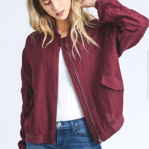 ❣️Chic & Soft Bomber Jacket in Wine (dark red) - Picture 3 of 6
